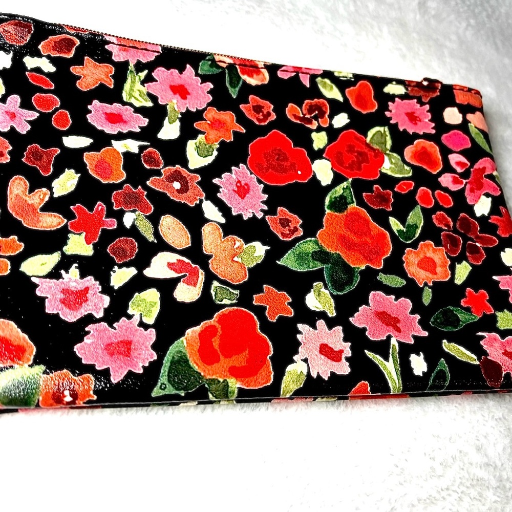 Ipsy Cosmetic Limited Edition Bag May 2021 Floral New - Picture 3 of 4